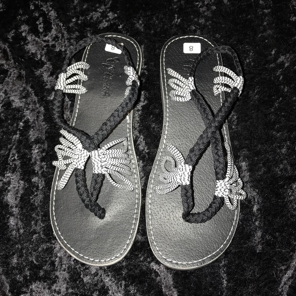 Plaka Flat Summer Sandals for Women Seashell